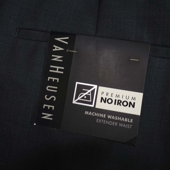 Van Heusen Men's No Iron Dress Pants 44 x 29 NWT Charcoal Gray Pleated Slacks - Picture 7 of 8